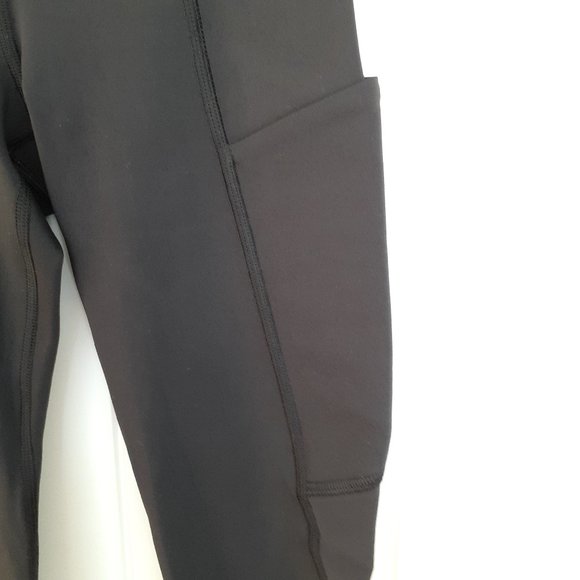 Athleta All In Crop in Black Size XXS - Picture 6 of 12